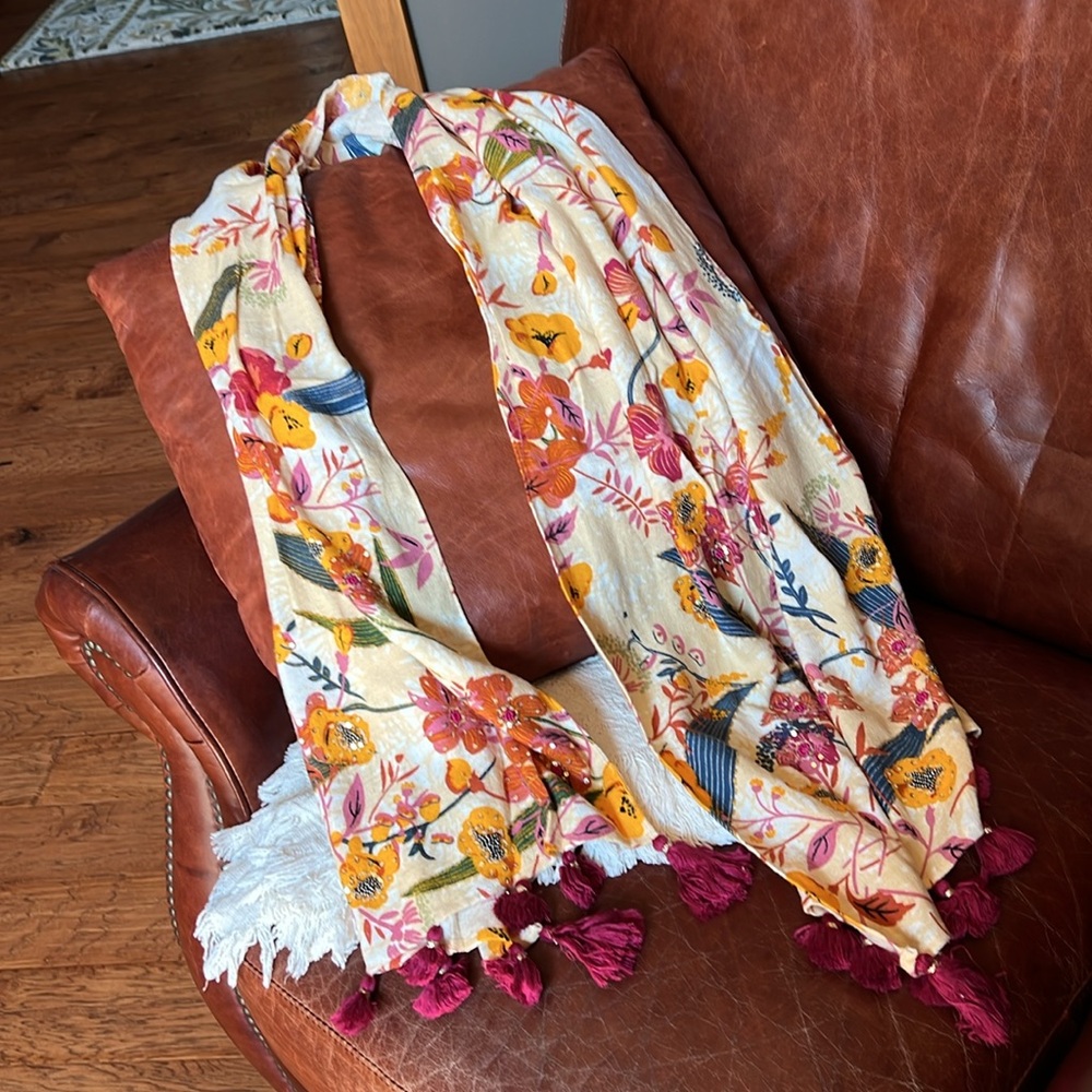 Colorful Scarf - Picture 3 of 3